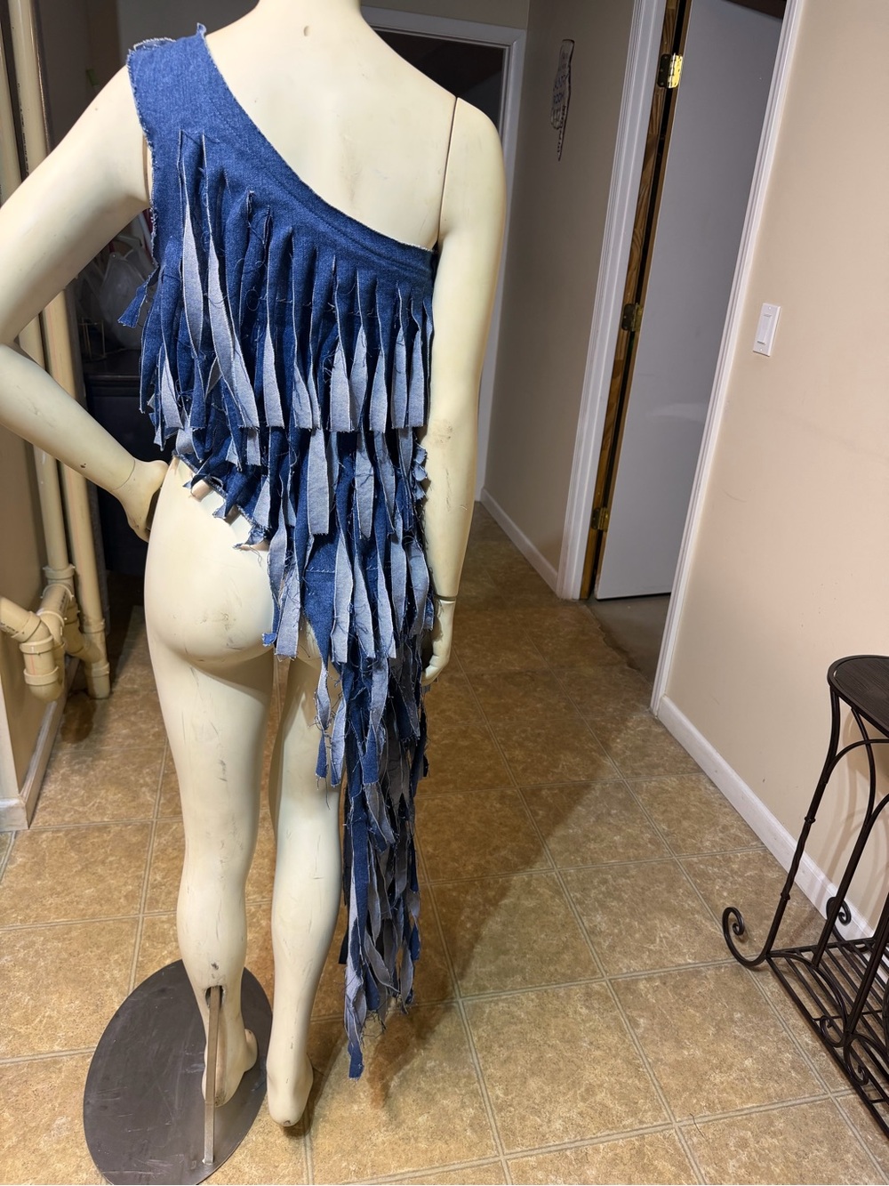 Jeans Subcategory Identification - Picture 2 of 3